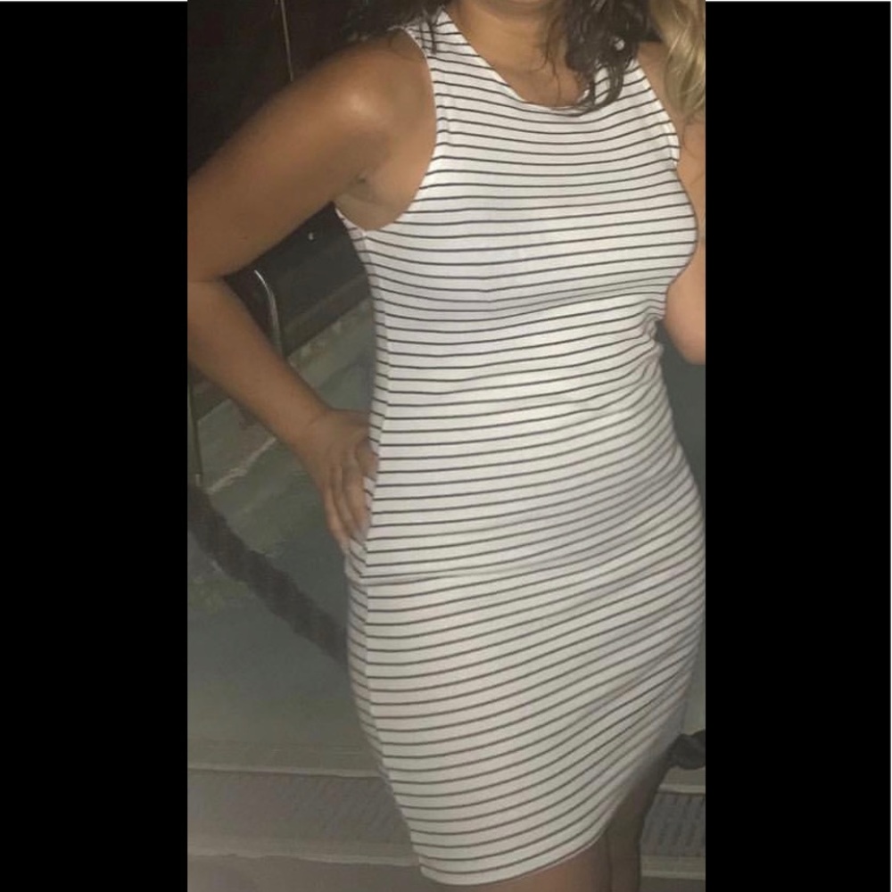 Divided body con stripe dress